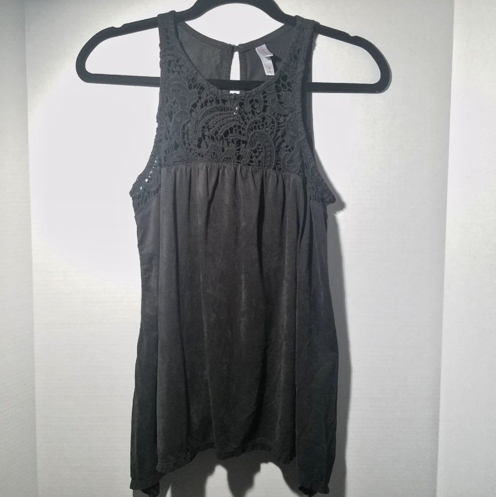 Xhiliration Boho Suede with Lace Front Size: M